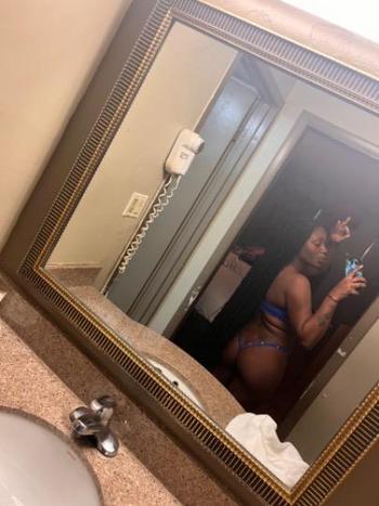 Honey, 25  female escort, Baltimore