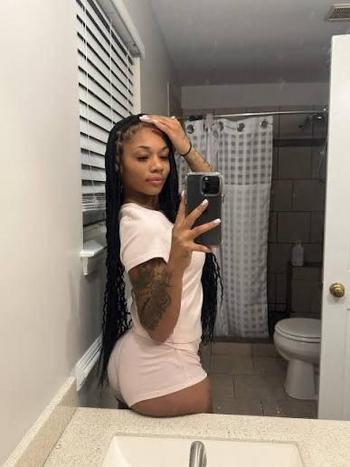 Soophie, 28  female escort, Baltimore
