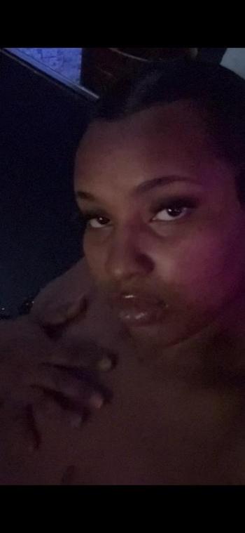 Nina, 24  female escort, Baltimore